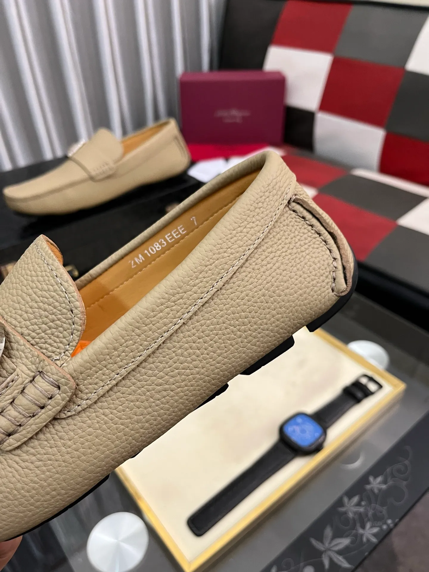 Men's shoes 💰560⌚️⌚️ Ferragamo [Ferragamo] new high-end quality framed shoes. The style is luxurious and elegant, with equal emphasis on practicality and style. We pay special attention to quality and details. The shoe last leather, workmanship and comfort are not inferior! Material: Imported first-layer soft cowhide leather upper ➕Genuine leather lining, code number: 38-446️⃣colors available